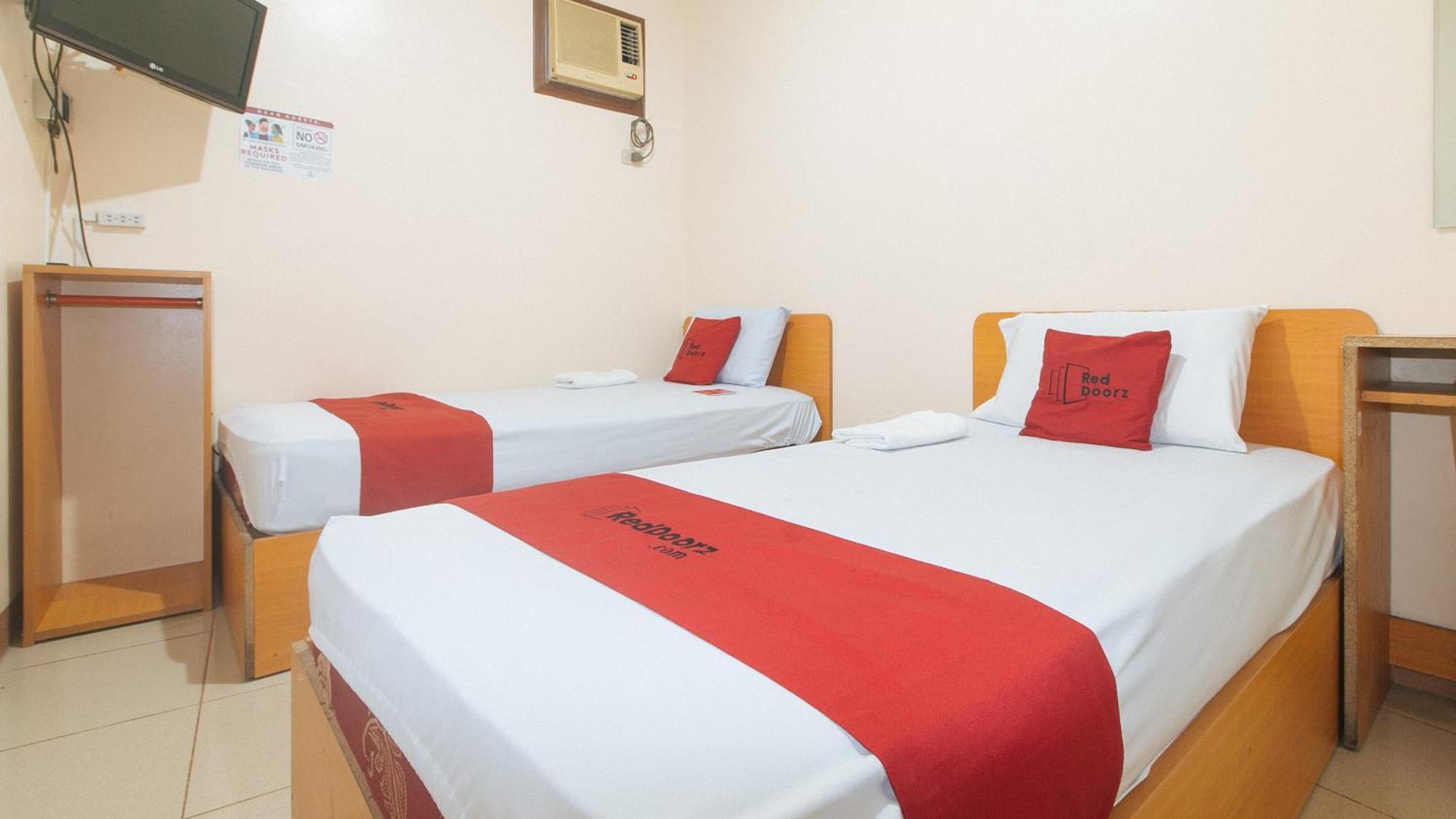 Reddoorz @ Asiana Pension Inn Mandaue-stad Buitenkant foto