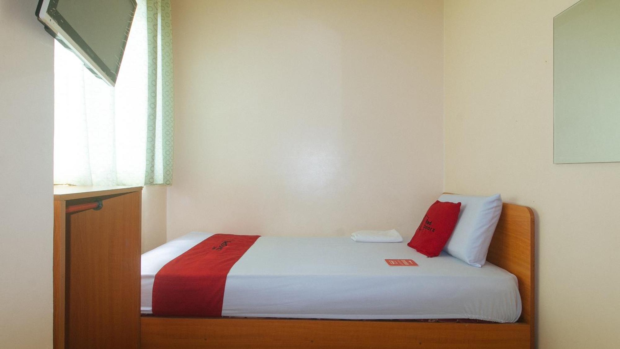 Reddoorz @ Asiana Pension Inn Mandaue-stad Buitenkant foto